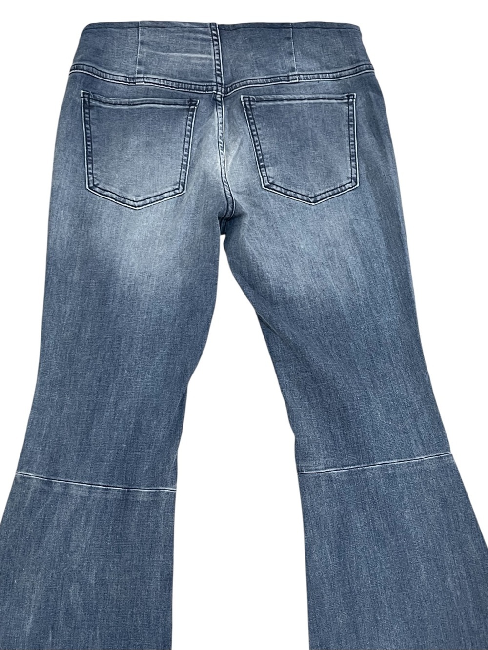 Free People Penny Women’s Size W28 High Rise Wide Leg Pull-On Flare Jeans Blue - Picture 10 of 16